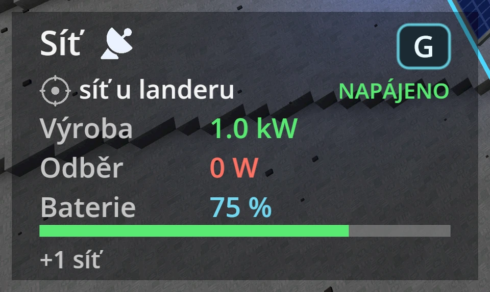 Ukazatel energie vlevo dole s pokrytím družicí.