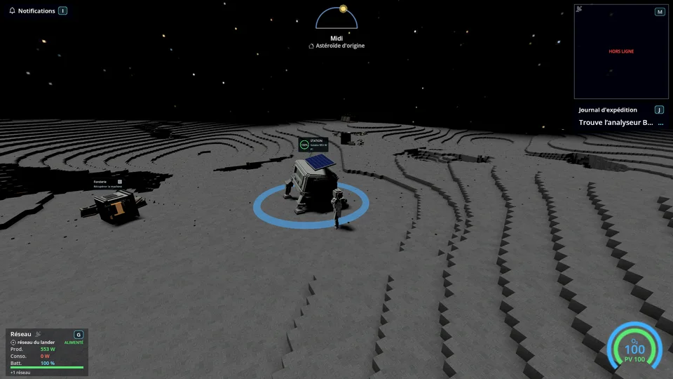 Un astronaute près de l’atterrisseur initial et les indicateurs de jeu.